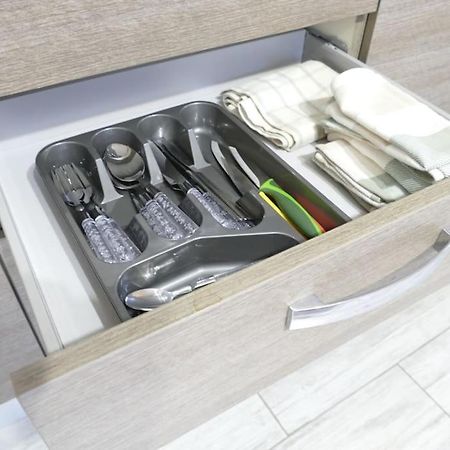 Modern & Bright 1Bd Apartment Near Main Square พลอฟดิฟ ภายนอก รูปภาพ